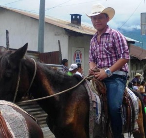 21225_542060385846244_1609546663_n