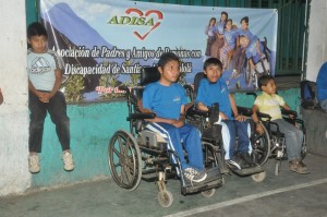 481463_411960965539858_561238596_n